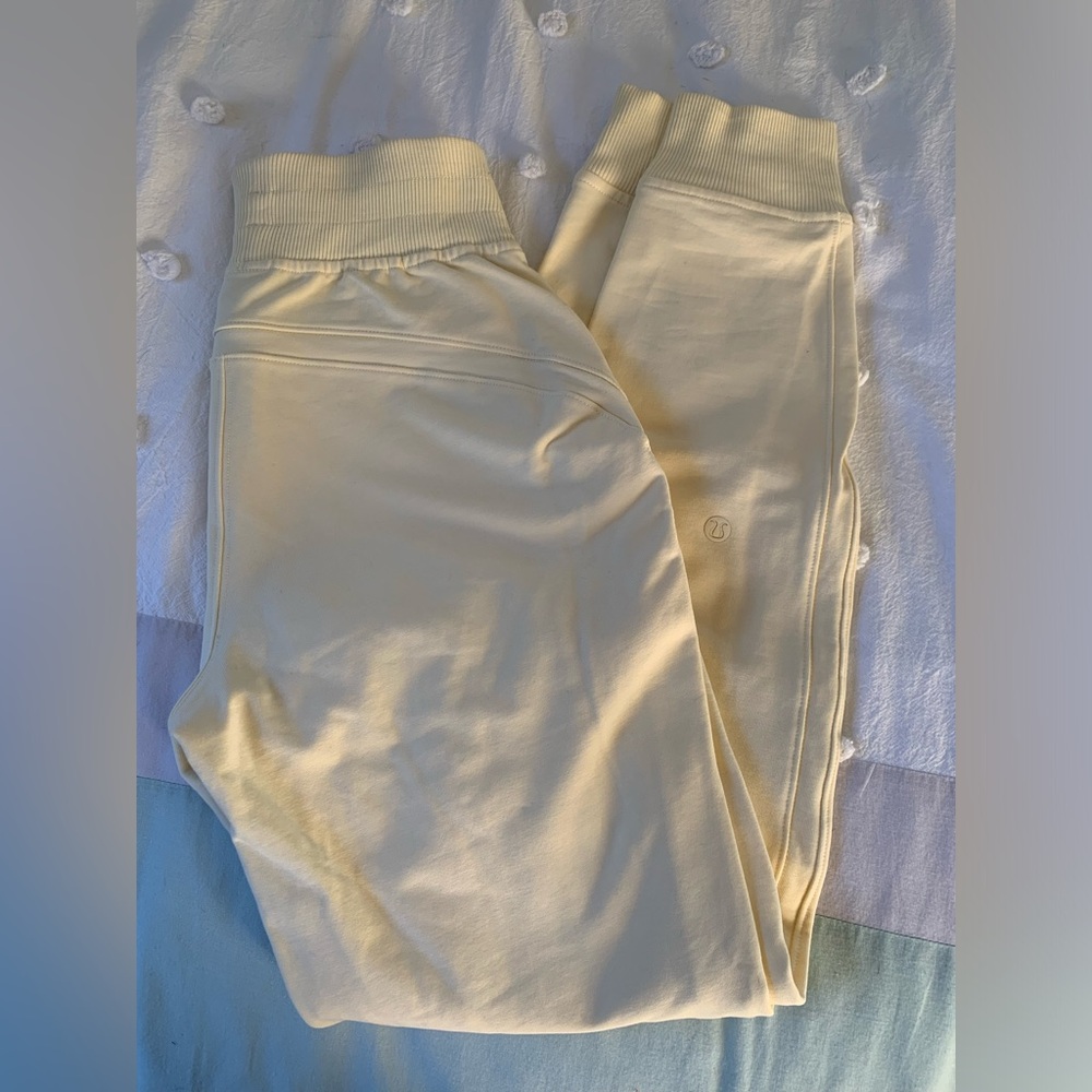 NWOT Lululemon LA Warm Down HR Jogger
